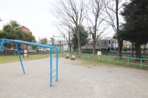柴又八幡神社児童遊園